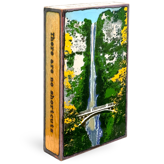 Houston Llew Endless Falls Spirtiles