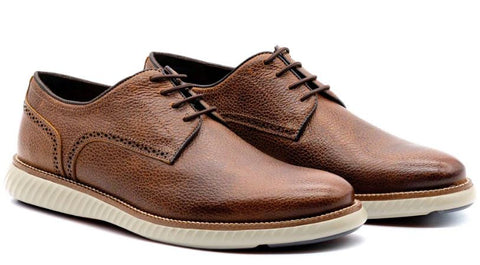 Martin Dingman Men's Countryaire Pebble Grain Water Buffalo Leather Plain Toe Shoe / Oak w/White Sole