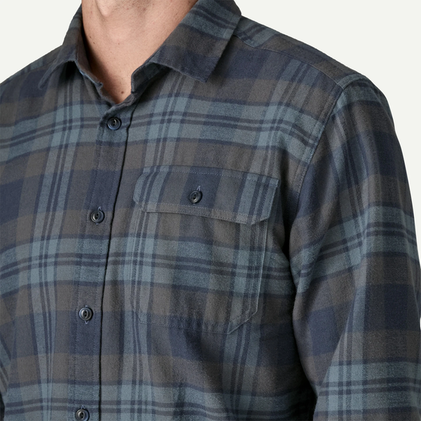 Patagonia Men's LS Lightweight Fjord Flannel Shirt / Smolder Blue