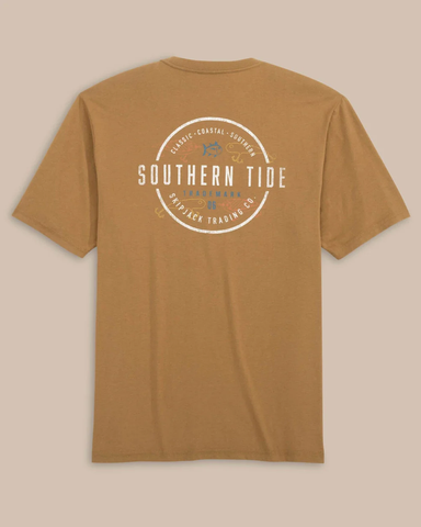 Southern Tide Men's Skipjack TC Lures Tee / Hazelnut Khaki