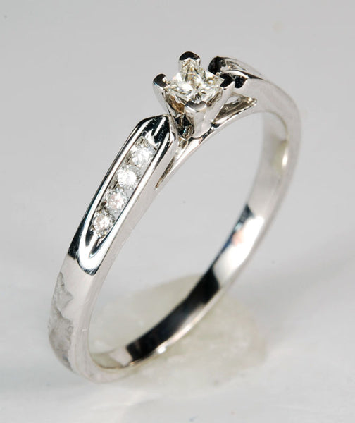 Classic Diamond Ring, 14 Karat White Gold
