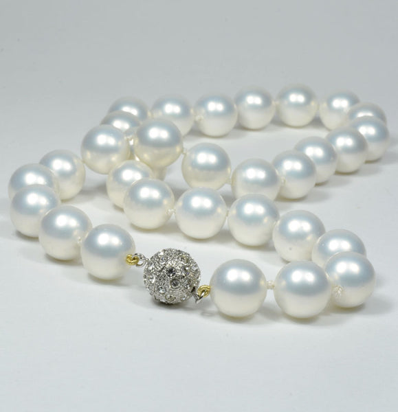 Freshwater White Pearl Necklace, 11-12mm