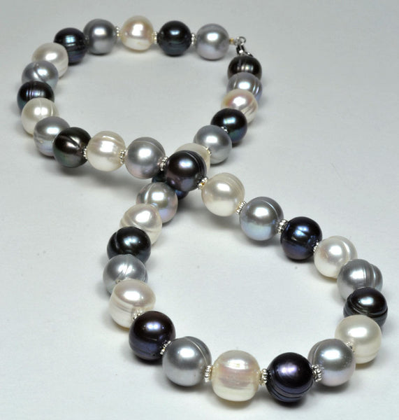 Freshwater Three-Color Pearl Necklace, 18'
