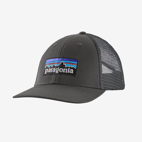 Patagonia New P-6 Logo LoPro Trucker Hat / Forge Grey