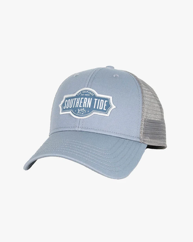 Southern Tide Badge Trucker Hat / Dusty Blue