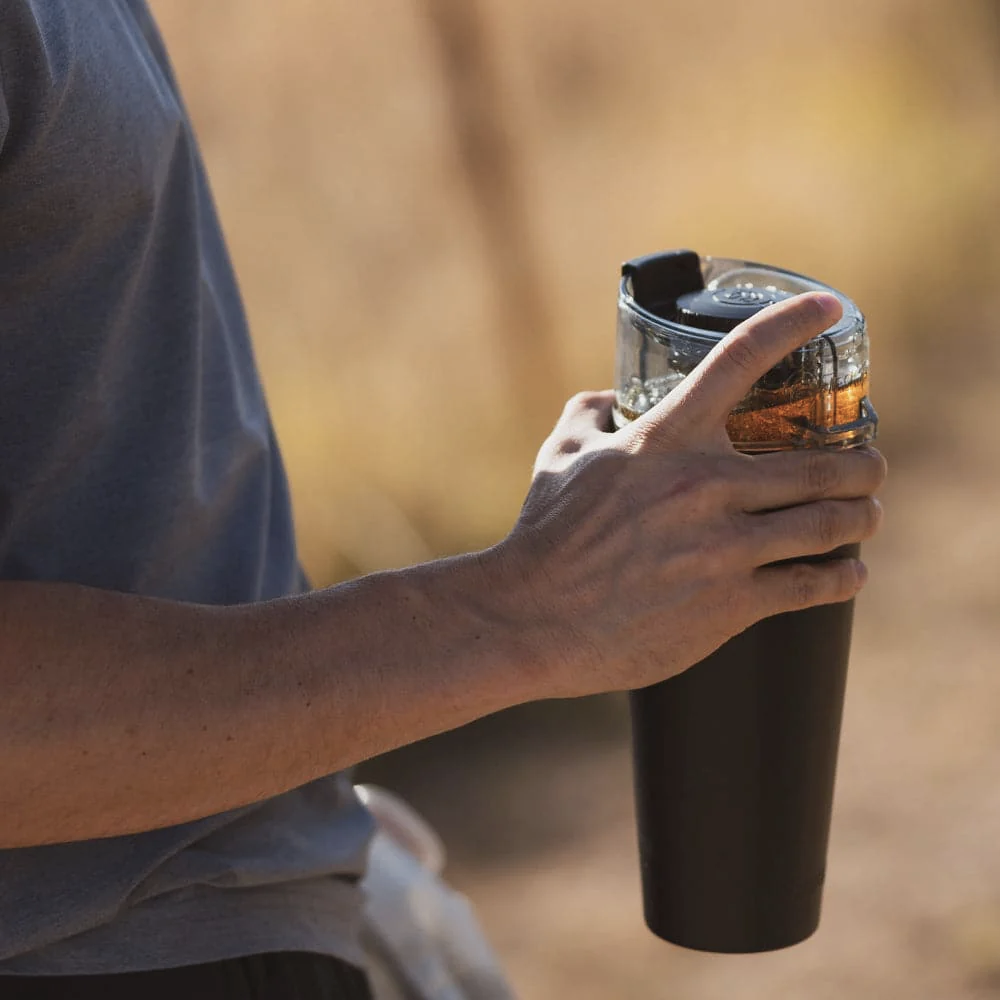 Yeti Rambler 30oz Tumbler/Sand - Andy Thornal Company