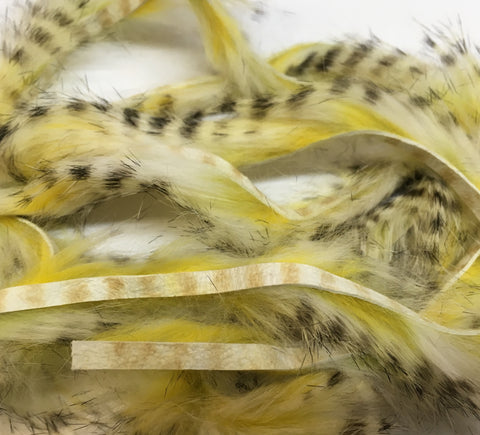 Hareline - Groovy Black Barred Rabbit Strips 1/8" Yellow/Olive/White