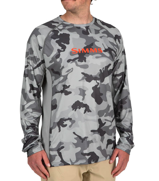 Simms Men's SolarVent LS Crew / Woodland Camo Steel