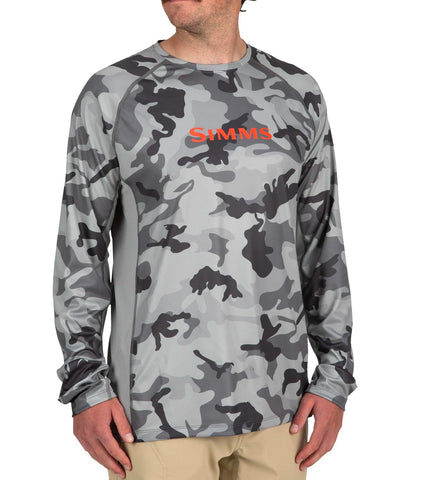 Simms Men's SolarVent LS Crew / Woodland Camo Steel