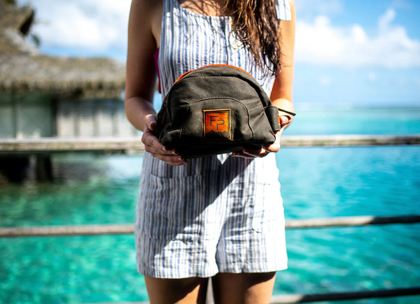 FishPond Cabin Creek Toiletry Kit / Peat Moss